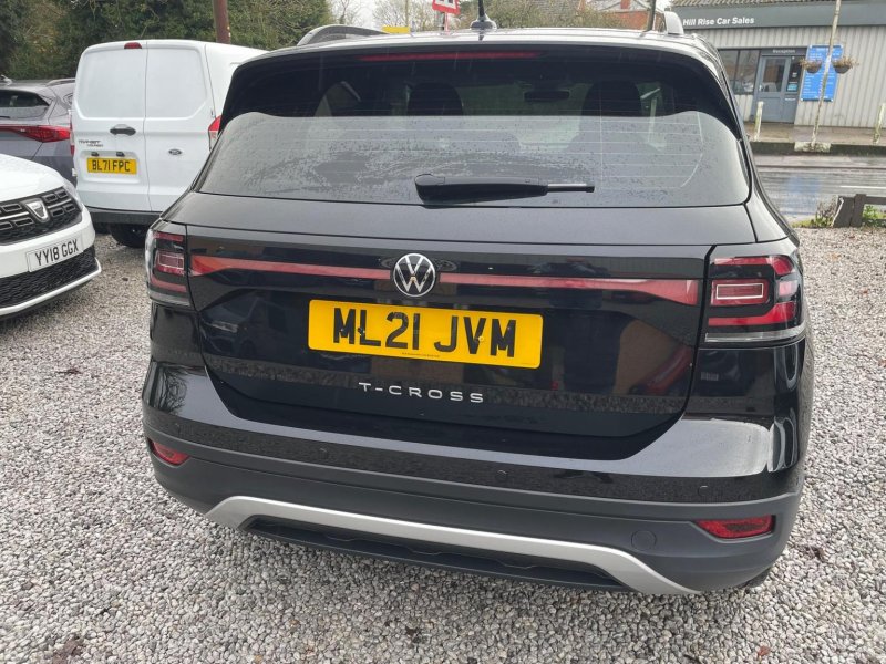 VOLKSWAGEN T-CROSS