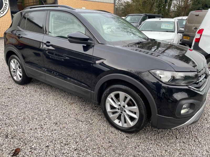 VOLKSWAGEN T-CROSS