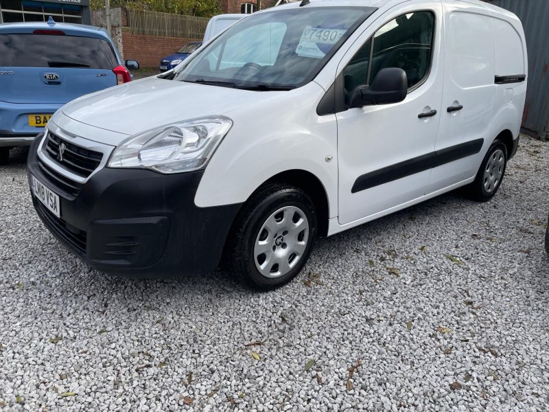 PEUGEOT PARTNER