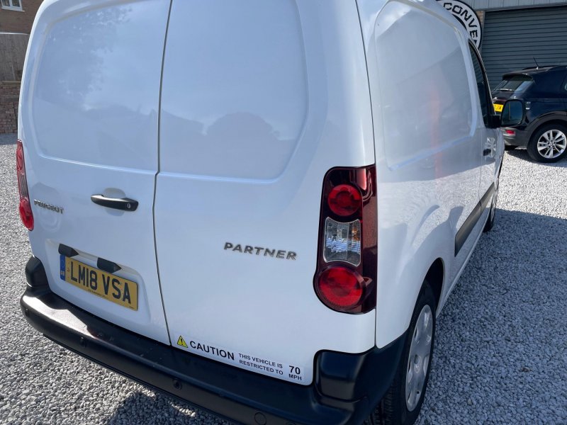 PEUGEOT PARTNER