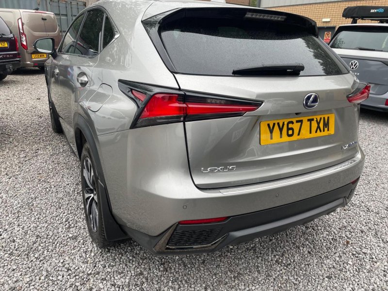 LEXUS NX