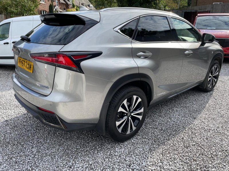 LEXUS NX