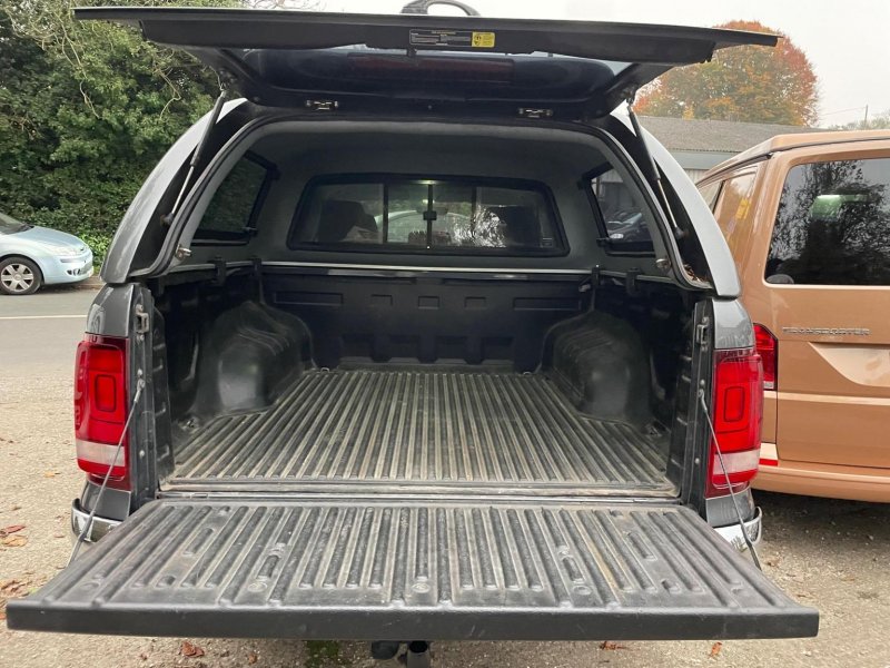 VOLKSWAGEN AMAROK