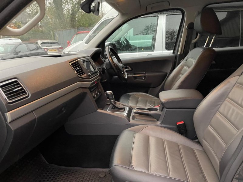 VOLKSWAGEN AMAROK