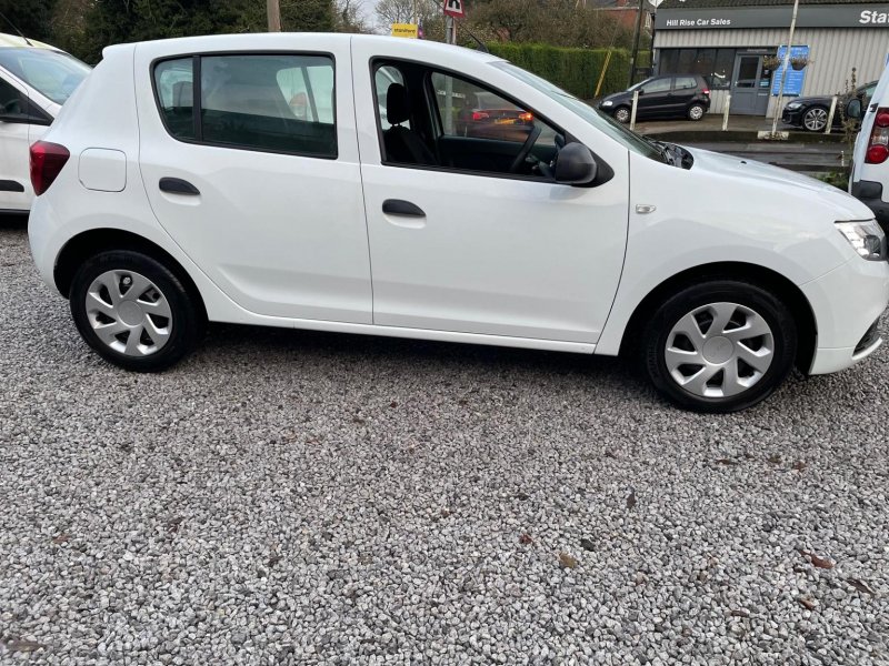 DACIA SANDERO