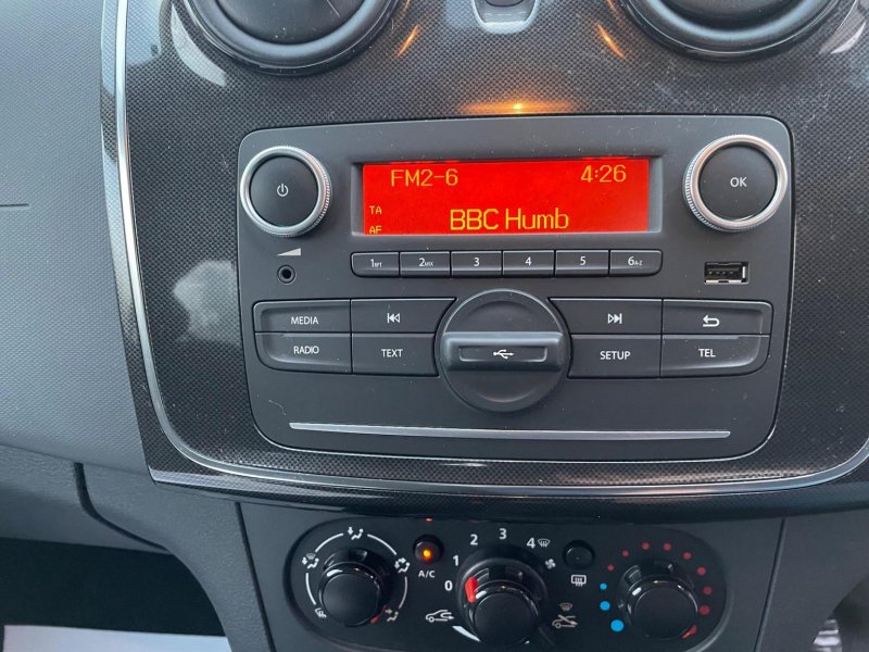 DACIA SANDERO
