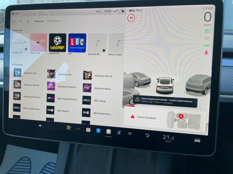 TESLA MODEL 3
