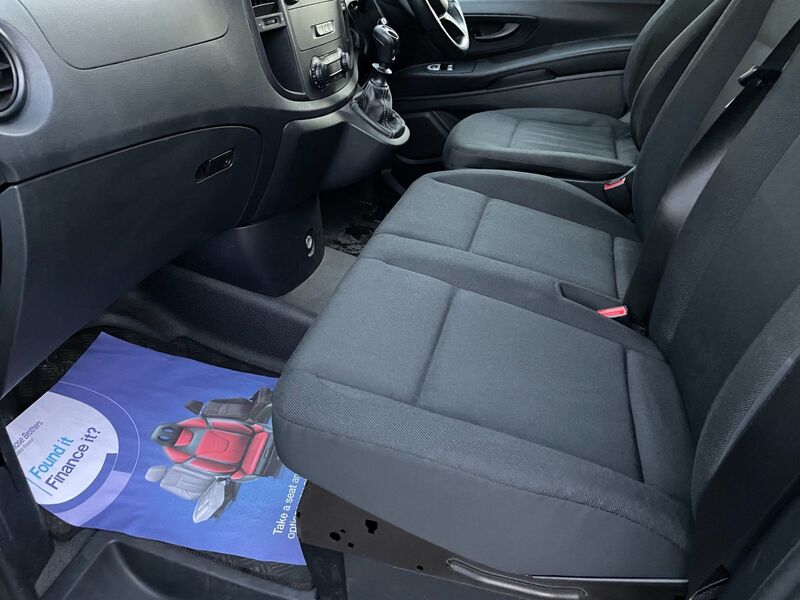 MERCEDES-BENZ VITO