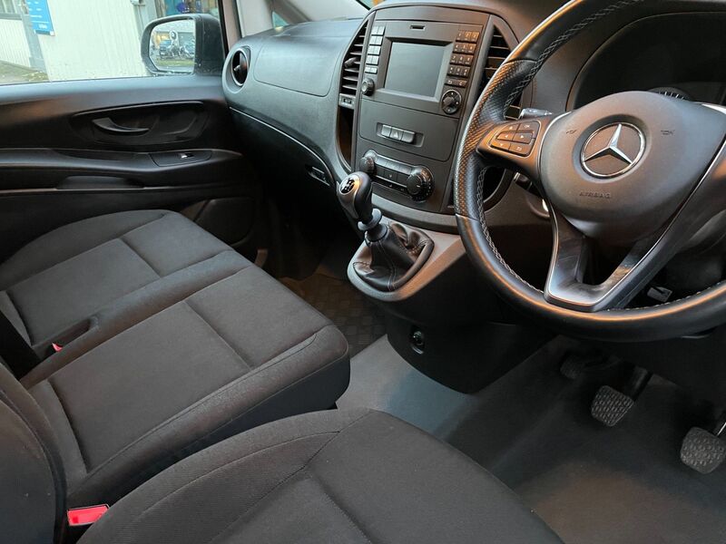 MERCEDES-BENZ VITO
