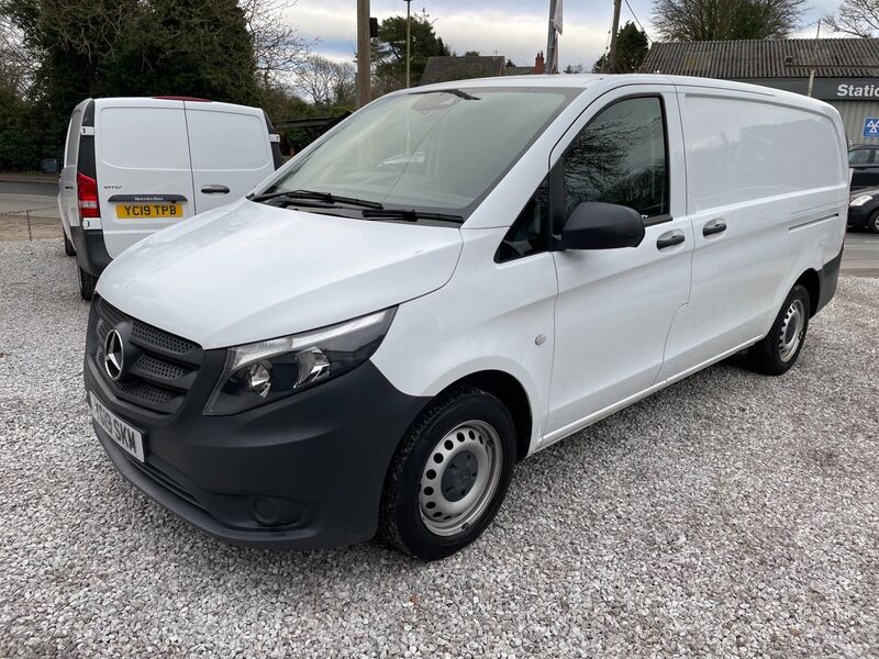 MERCEDES-BENZ VITO