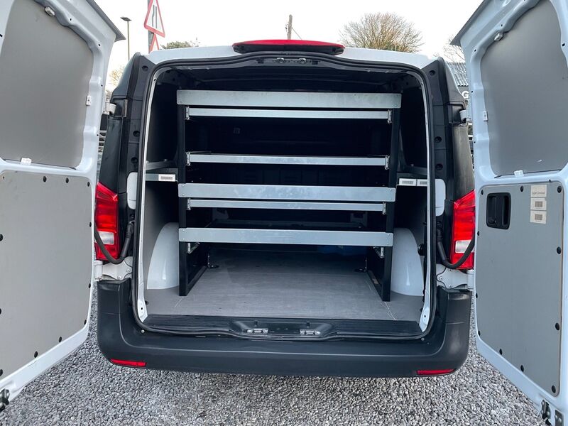 MERCEDES-BENZ VITO