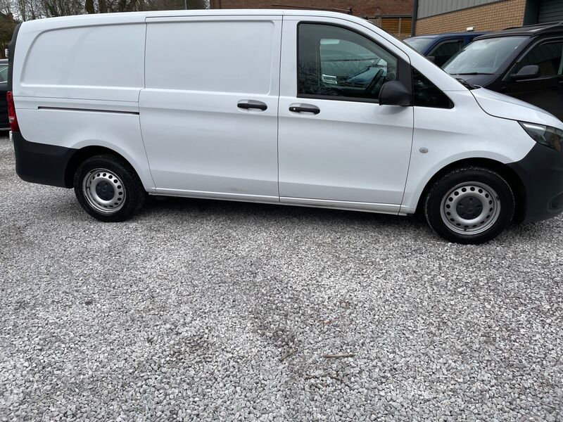 MERCEDES-BENZ VITO