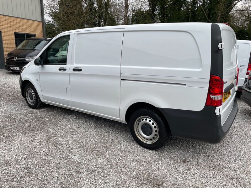 MERCEDES-BENZ VITO